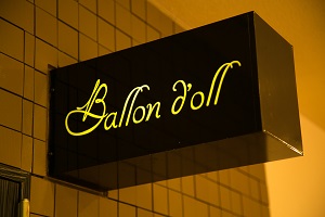 BallonDoll看板.jpg